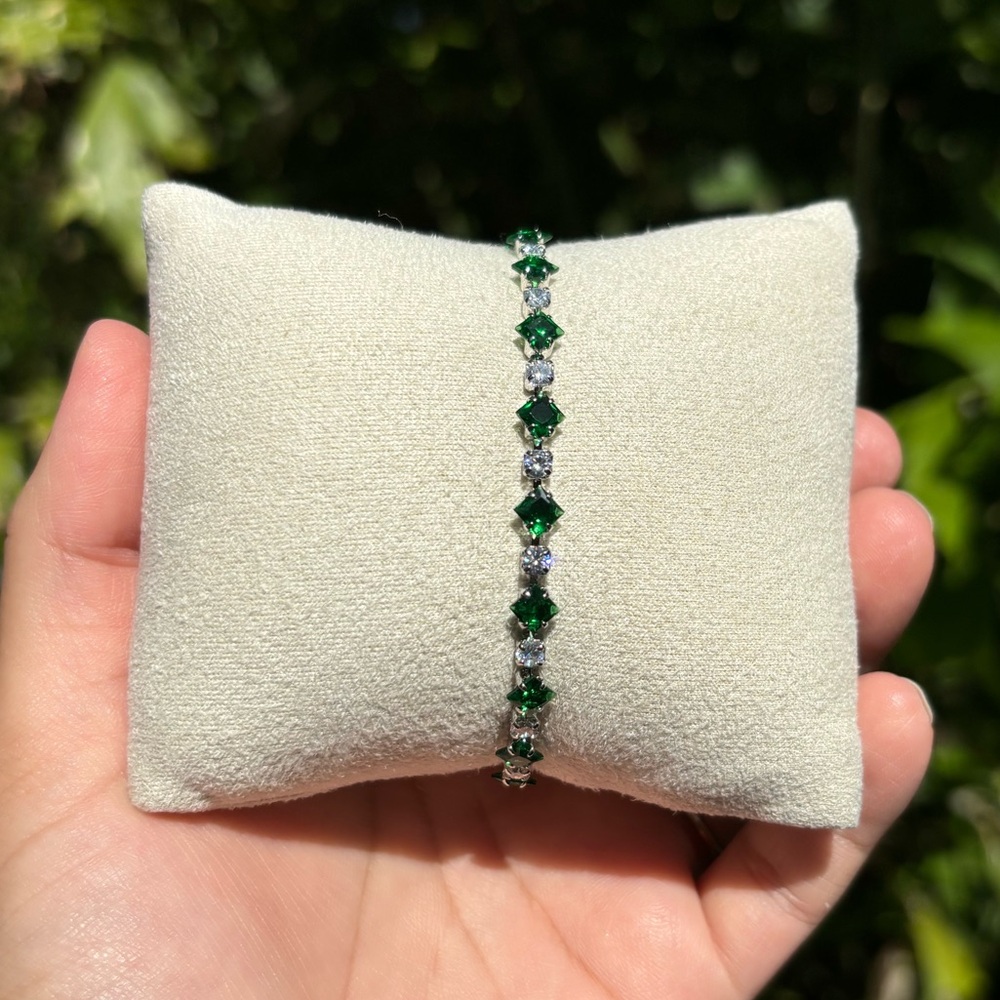 18K White Gold Plated Stainless Steel Emerald Green Diamond Tennis Bracelet